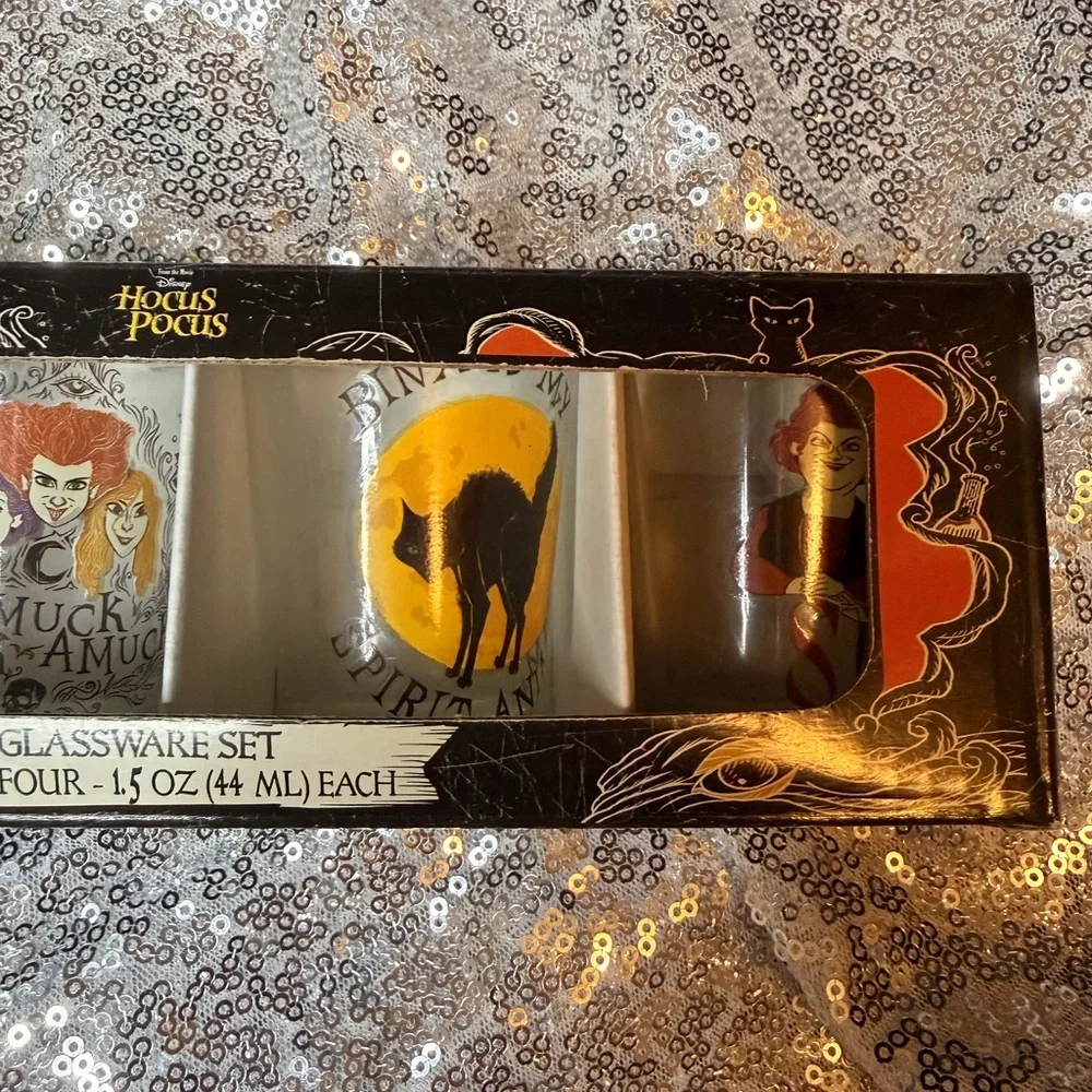 Disney Hocus Pocus Black and Gold Box